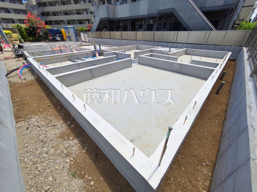 6号棟 外観/道路から奥まった住まいは、車や人通りも気にならずプライバシーの確保された住空間を保つことができます。 【練馬区南田中1丁目】