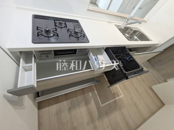 A号棟 キッチン収納 【西東京市向台町1丁目】 A号棟 キッチン収納 【西東京市向台町1丁目】