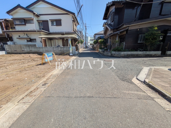 接道状況および現場風景 【練馬区西大泉3丁目】 接道状況および現場風景 【練馬区西大泉3丁目】