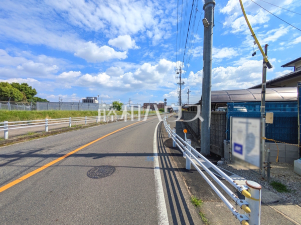 接道状況および現場風景 【西春日井郡豊山町大字豊場字諏訪】 接道状況および現場風景 【西春日井郡豊山町大字豊場字諏訪】