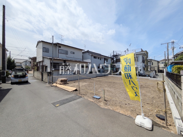 接道状況および現場風景 【狛江市猪方2丁目】 接道状況および現場風景 【狛江市猪方2丁目】