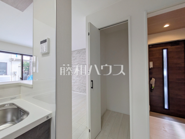 収納 【武蔵村山市大南4丁目】 収納 【武蔵村山市大南4丁目】