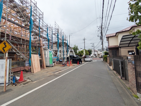 接道状況および現場風景 【小金井市貫井南町3丁目】 接道状況および現場風景 【小金井市貫井南町3丁目】