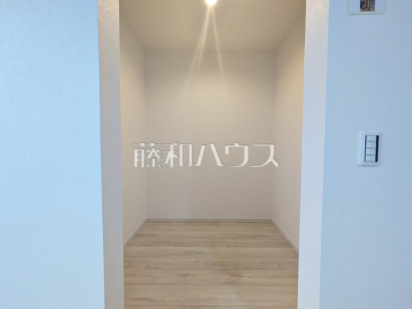 2号棟 ウォークインクローゼット 【小金井市貫井南町3丁目】 2号棟 ウォークインクローゼット 【小金井市貫井南町3丁目】