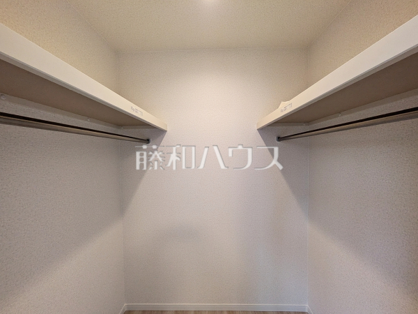 ウォークインクローゼット 【日野市多摩平6丁目】 ウォークインクローゼット 【日野市多摩平6丁目】