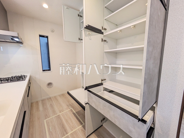 キッチン収納 【日野市多摩平6丁目】 キッチン収納 【日野市多摩平6丁目】