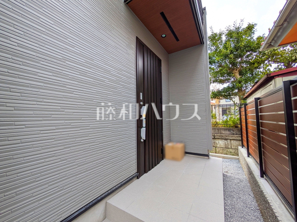 玄関 【八王子市北野台2丁目】 玄関 【八王子市北野台2丁目】