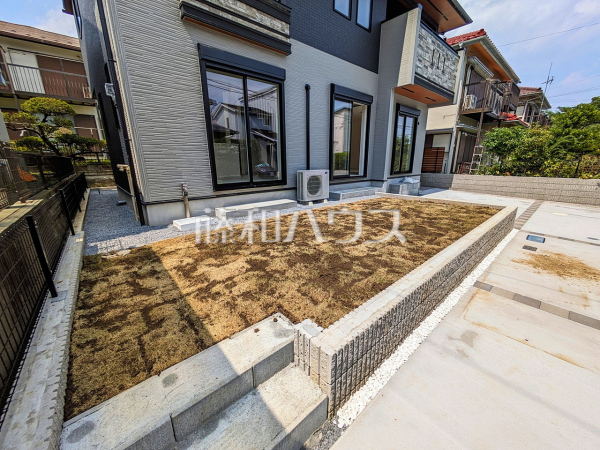 庭 【八王子市北野台2丁目】 庭 【八王子市北野台2丁目】