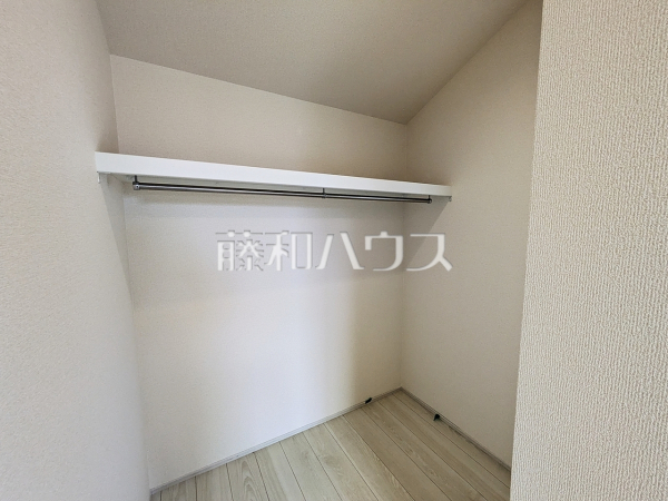 ウォークインクローゼット 【八王子市北野台2丁目】 ウォークインクローゼット 【八王子市北野台2丁目】