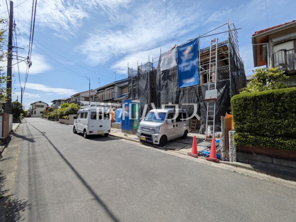 接道状況および現場風景 【八王子市北野台2丁目】 接道状況および現場風景 【八王子市北野台2丁目】