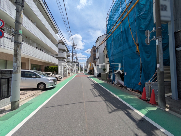 接道状況および現場風景 【練馬区関町東1丁目】 接道状況および現場風景 【練馬区関町東1丁目】