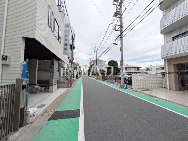 接道状況および現場風景 【練馬区関町東1丁目】 接道状況および現場風景 【練馬区関町東1丁目】