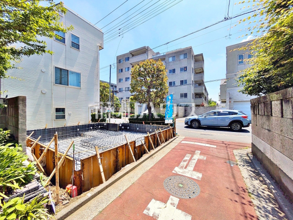 接道状況および現場風景 【武蔵野市境南町2丁目】 接道状況および現場風景 【武蔵野市境南町2丁目】