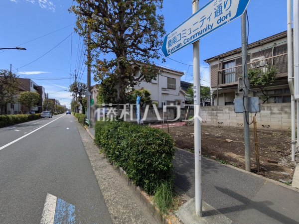 接道状況および現場風景 【武蔵野市境南町2丁目】 接道状況および現場風景 【武蔵野市境南町2丁目】