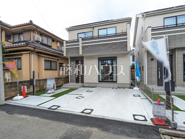 接道状況および現場風景 【小金井市前原町4丁目】 接道状況および現場風景 【小金井市前原町4丁目】