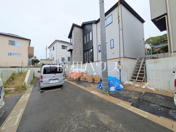接道状況および現場風景 【福岡市東区八田3丁目】 接道状況および現場風景 【福岡市東区八田3丁目】