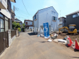 接道状況および現場風景 【新座市野寺3丁目】 接道状況および現場風景 【新座市野寺3丁目】