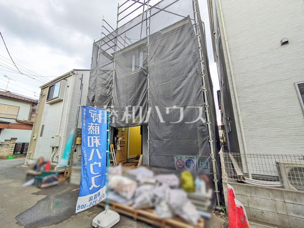 家族が自然と顔を合わせるリビングイン階段 【新座市野寺3丁目】 家族が自然と顔を合わせるリビングイン階段 【新座市野寺3丁目】