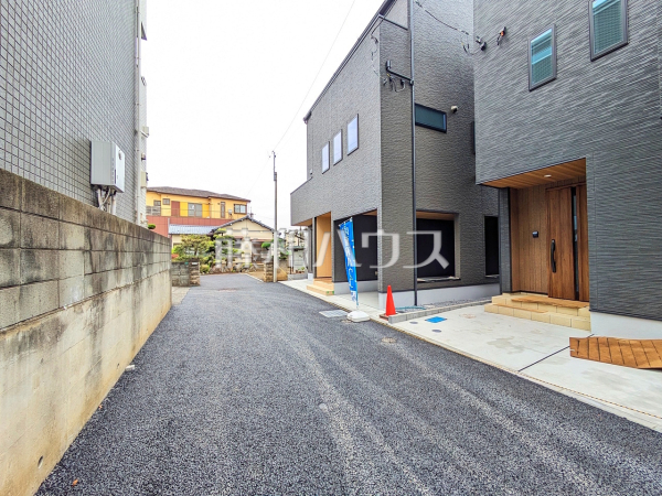 接道状況および現場風景 【新座市野火止7丁目】 接道状況および現場風景 【新座市野火止7丁目】