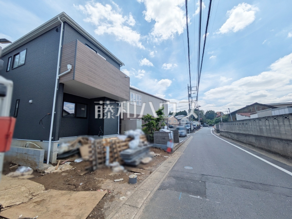 接道状況および現場風景 【和光市下新倉4丁目】 接道状況および現場風景 【和光市下新倉4丁目】