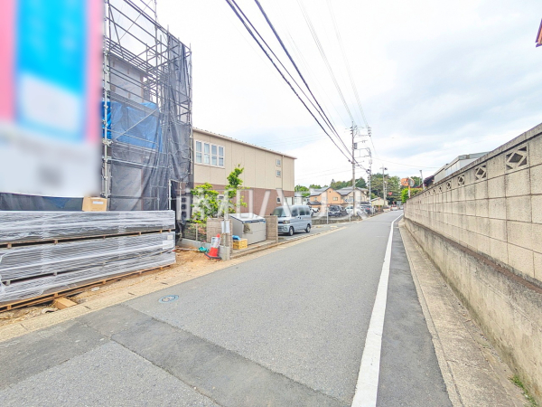 接道状況および現場風景 【和光市下新倉4丁目】 接道状況および現場風景 【和光市下新倉4丁目】