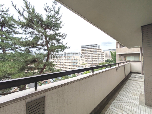 バルコニー 【芦花公園プレスティージュ】 バルコニー 【芦花公園プレスティージュ】