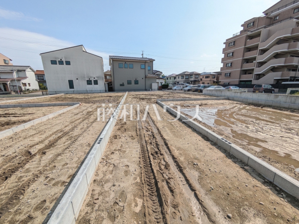 E号棟 現地写真(路地状部分)
【春日井市上条町8丁目】 E号棟 現地写真(路地状部分)
【春日井市上条町8丁目】