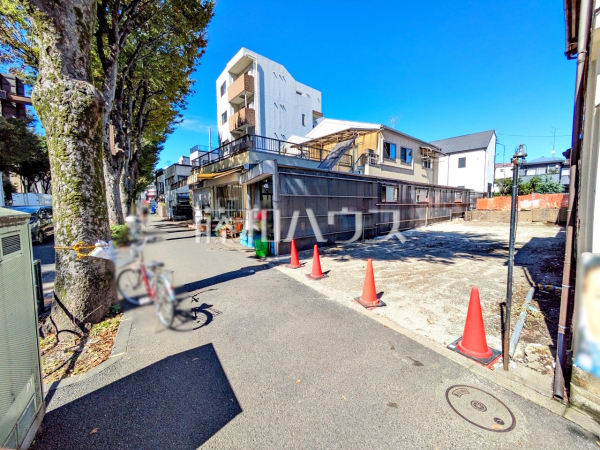 接道状況および現場風景 【練馬区関町南1丁目】 接道状況および現場風景 【練馬区関町南1丁目】