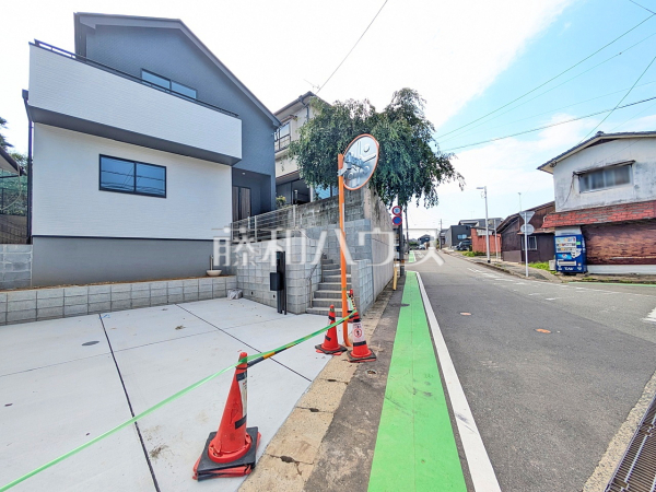 接道状況および現場風景 【福岡市東区若宮2丁目】 接道状況および現場風景 【福岡市東区若宮2丁目】