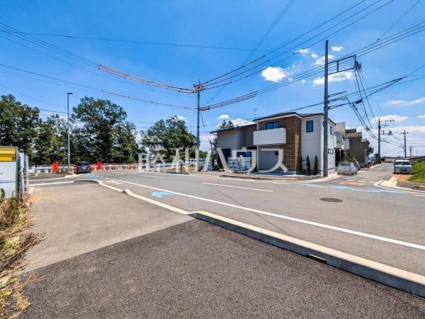 接道状況および現場風景 【所沢市大字上安松】 接道状況および現場風景 【所沢市大字上安松】