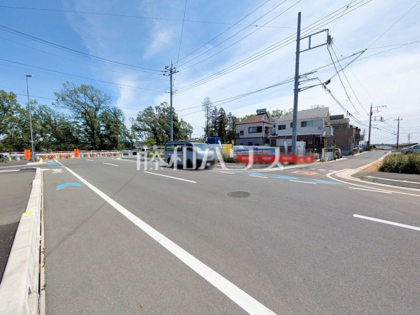 接道状況および現場風景 【所沢市大字上安松】 接道状況および現場風景 【所沢市大字上安松】