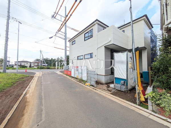 接道状況および現場風景 【所沢市大字上安松】 接道状況および現場風景 【所沢市大字上安松】