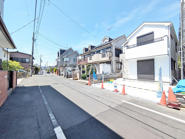 接道状況および現場風景 【八王子市台町1丁目】 接道状況および現場風景 【八王子市台町1丁目】