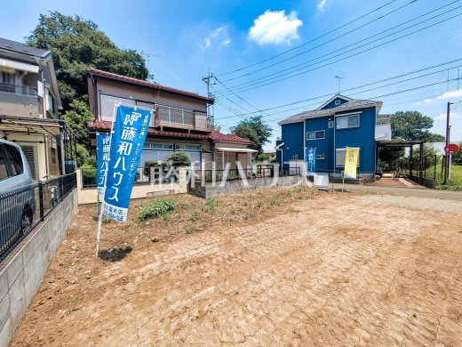 1号地 現地写真 【東久留米市南沢1丁目】 見学はしたいけど、なかなか時間が取れない・・・そんな方に出勤前や仕事終わりにマイホームを見学できるサポートをいたします。