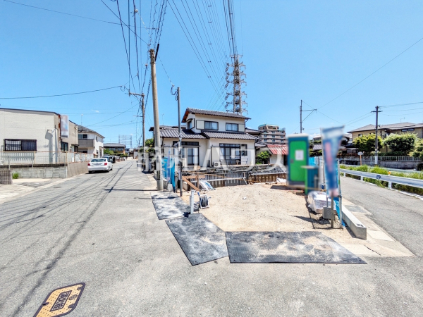 接道状況および現場風景 【福岡市城南区樋井川6丁目】 接道状況および現場風景 【福岡市城南区樋井川6丁目】
