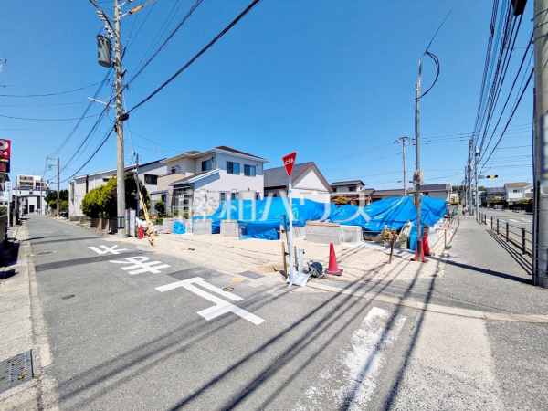 接道状況および現場風景 【福岡市西区小戸3丁目】 接道状況および現場風景 【福岡市西区小戸3丁目】