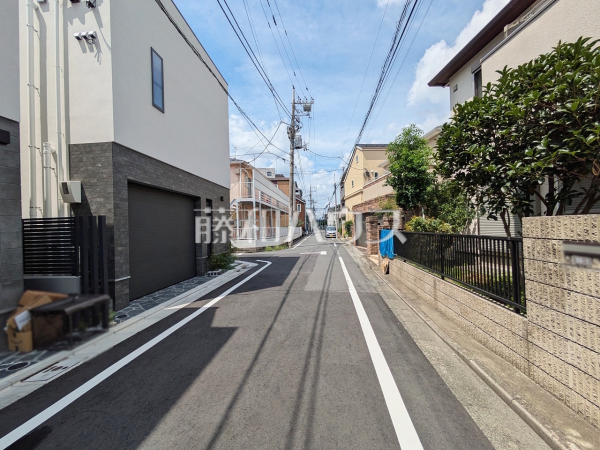 接道状況および現場風景 【杉並区松庵3丁目】 接道状況および現場風景 【杉並区松庵3丁目】