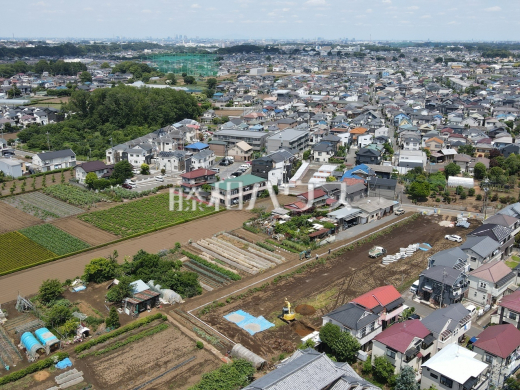 航空写真 【清瀬市野塩3丁目】
利便性と、思わず深呼吸したくなる大きな空、色彩豊かな木々。この街が育んだ豊かな情景を楽しみ過ごす時が心地よいものとなるでしょう。