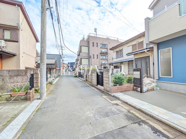 接道状況および現場風景 【朝霞市三原3丁目】 接道状況および現場風景 【朝霞市三原3丁目】
