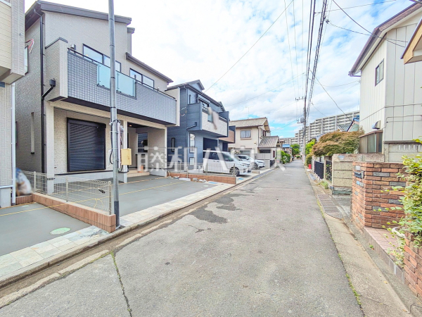 接道状況および現場風景 【朝霞市三原3丁目】 接道状況および現場風景 【朝霞市三原3丁目】