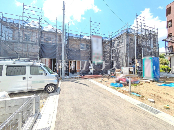 現場風景 【志木市本町2丁目】 建物のプレゼンをさせていただきますので、実際の完成イメージを思い描いていただくことができます。お気軽にお問合せ下さい。 現場風景 【志木市本町2丁目】 建物のプレゼンをさせていただきますので、実際の完成イメージを思い描いていただくことができます。お気軽にお問合せ下さい。