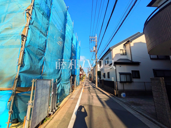接道状況および現場風景 【朝霞市三原4丁目】 接道状況および現場風景 【朝霞市三原4丁目】