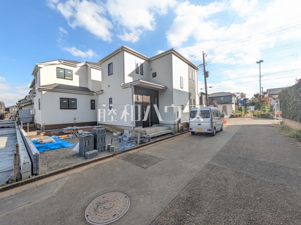 接道状況および現場風景 【東大和市仲原4丁目】 接道状況および現場風景 【東大和市仲原4丁目】