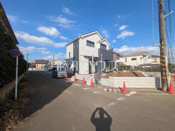 接道状況および現場風景 【東大和市仲原4丁目】 接道状況および現場風景 【東大和市仲原4丁目】