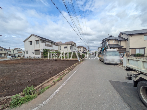 接道状況および現場風景 【東大和市仲原4丁目】 接道状況および現場風景 【東大和市仲原4丁目】