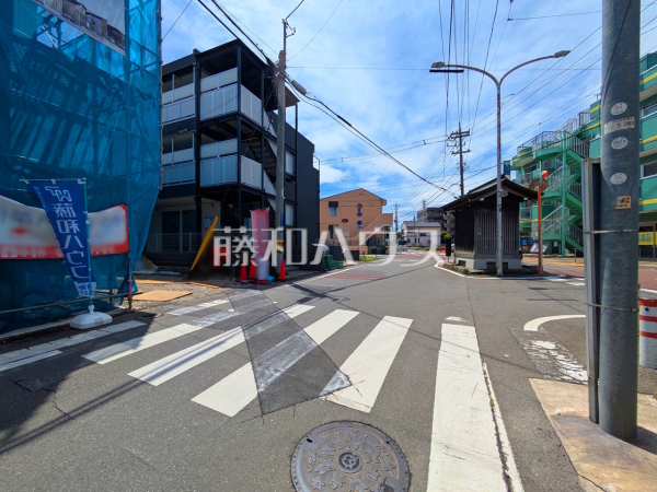 接道状況および現場風景 【朝霞市根岸台7丁目】 接道状況および現場風景 【朝霞市根岸台7丁目】