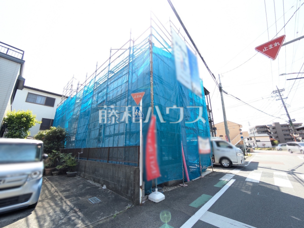 接道状況および現場風景 【朝霞市根岸台7丁目】 接道状況および現場風景 【朝霞市根岸台7丁目】