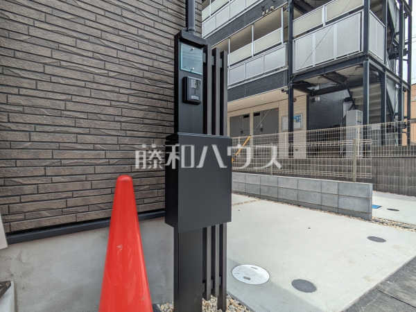 1号棟 TVモニター付きインターホン・郵便ポスト 【朝霞市根岸台7丁目】 1号棟 TVモニター付きインターホン・郵便ポスト 【朝霞市根岸台7丁目】