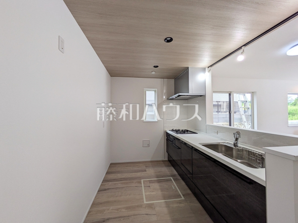 4号棟 キッチン 【沖縄市字登川】 4号棟 キッチン 【沖縄市字登川】