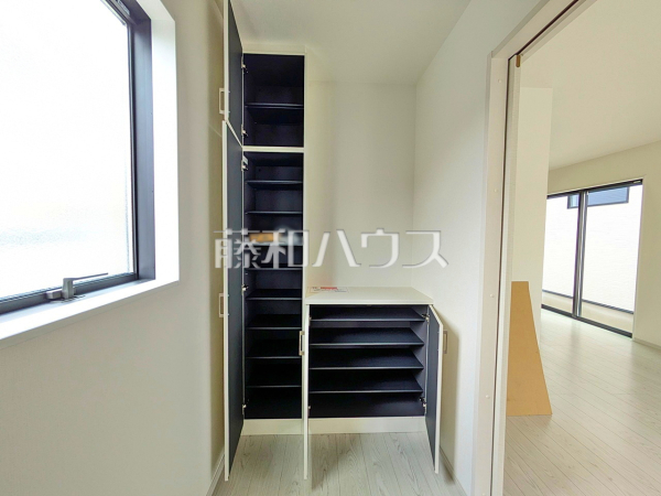 1号棟 玄関収納 【福岡市早良区野芥2丁目】 1号棟 玄関収納 【福岡市早良区野芥2丁目】